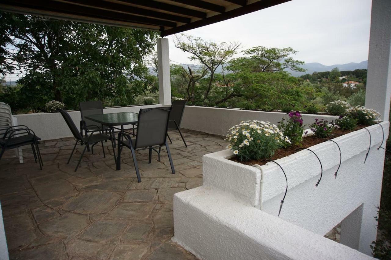 Seaside Vila Platanitis Exterior photo