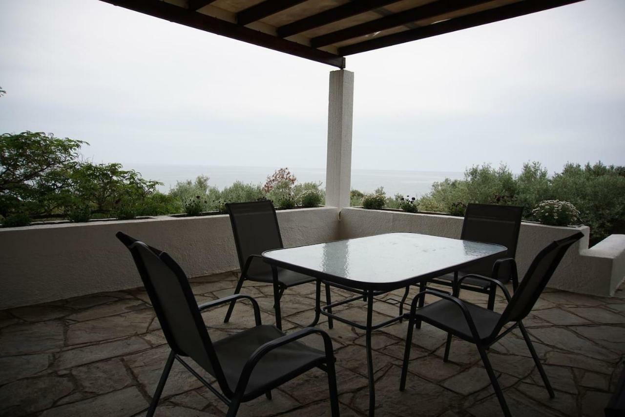 Seaside Vila Platanitis Exterior photo