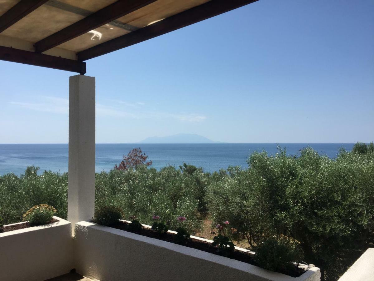 Seaside Vila Platanitis Exterior photo